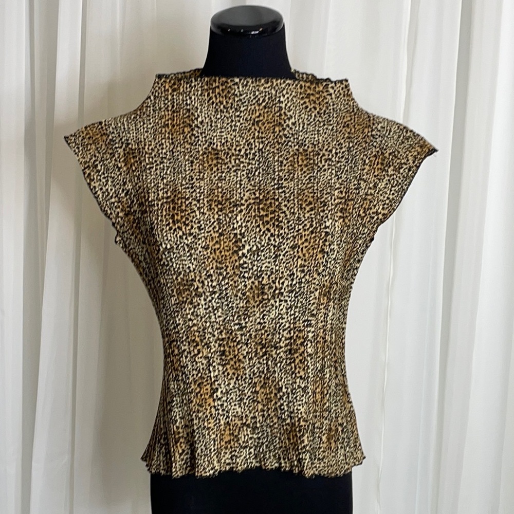 Animal Print NICOLA Sleeveless Crinkle Top, sz M